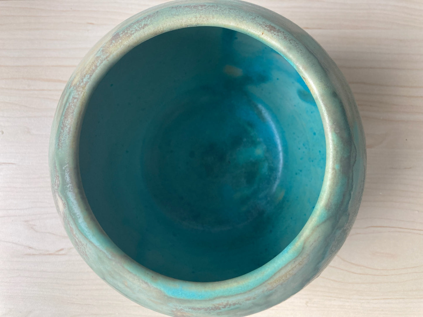 Vase boule kaki et turquoise mat